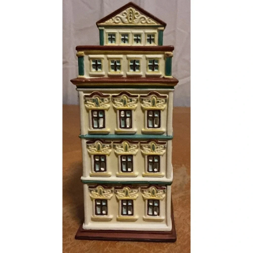 Party Lite Cafe Prague Tea Light House P8274 Candle Holder In‎ Box